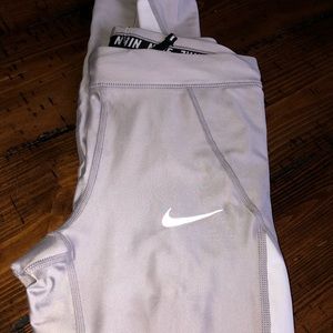 Nike 3/4 Length Silver Tights